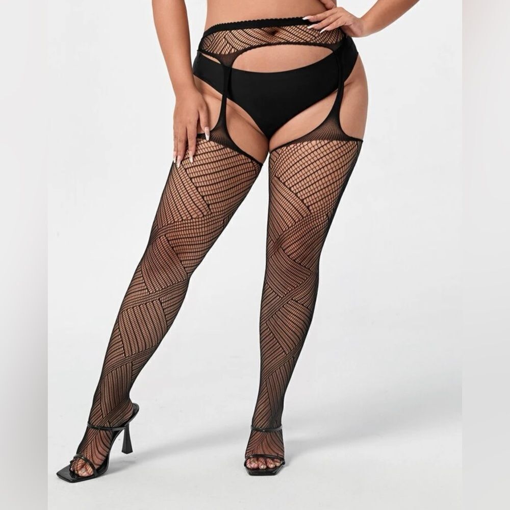 Plus Size Suspender Stockings    
